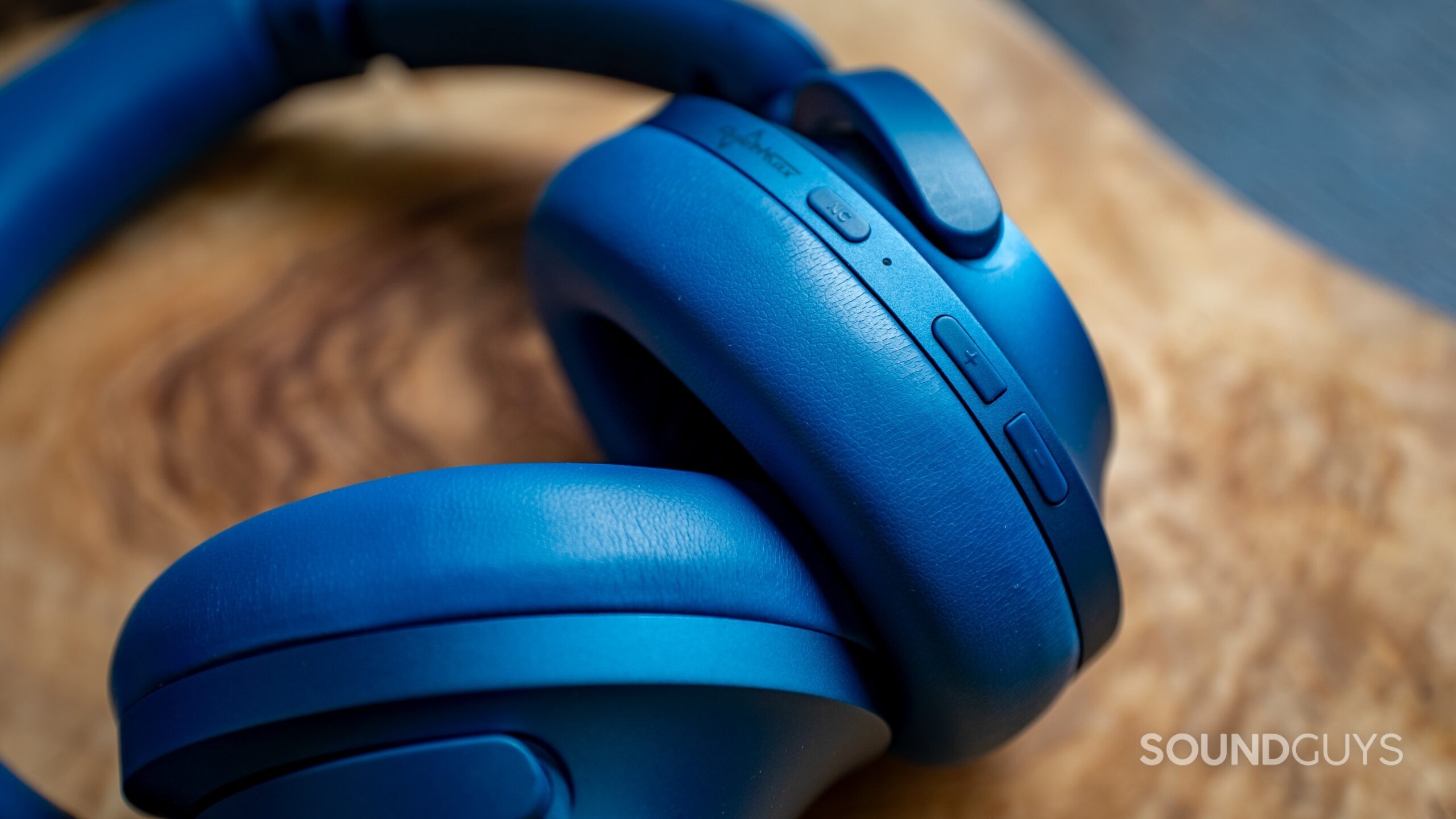 1MORE SonoFlow Headphones Buttons Image #1 Close up shot of ear cup controls