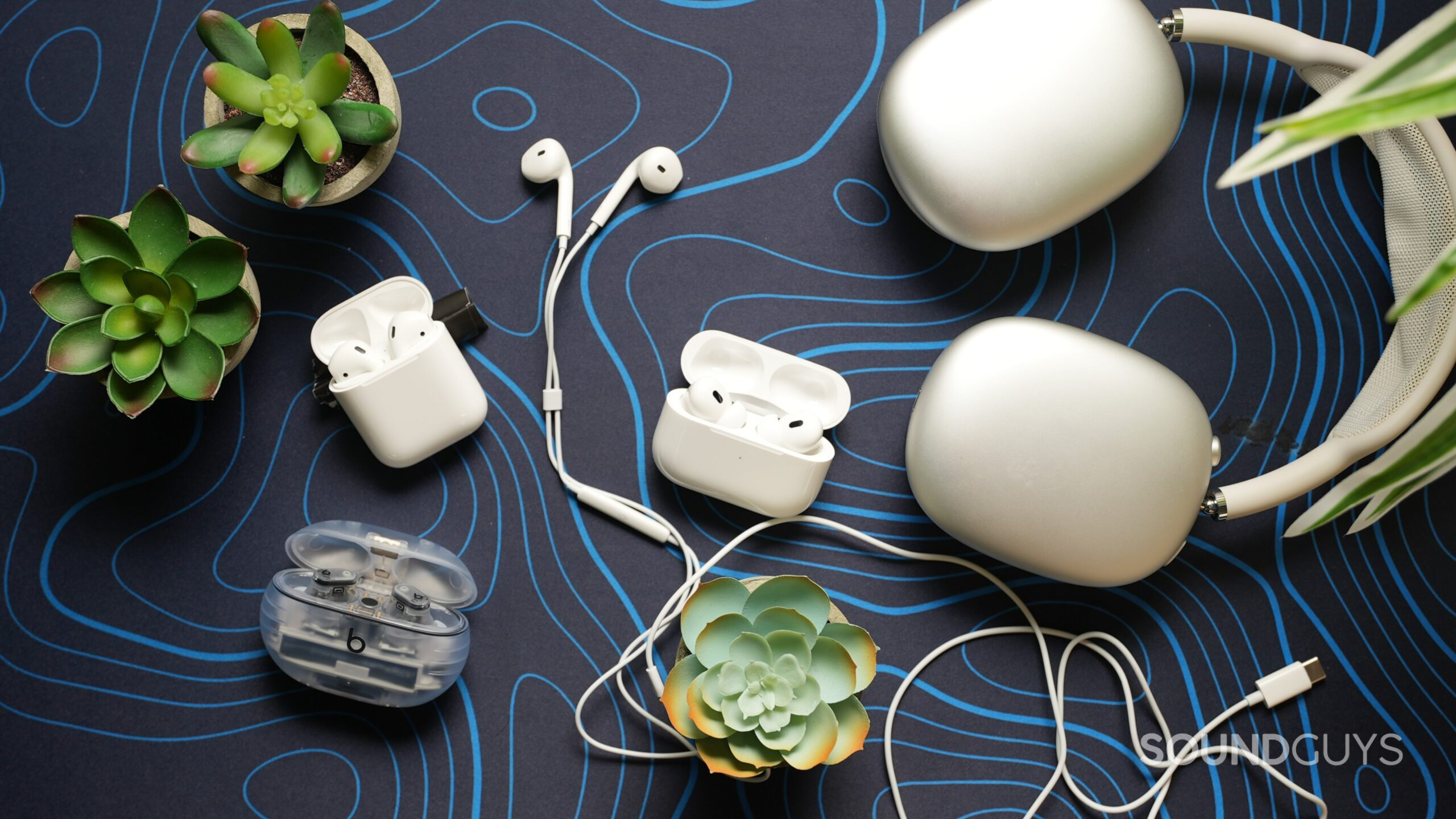 Apple AirPods Several Apple AirPods together