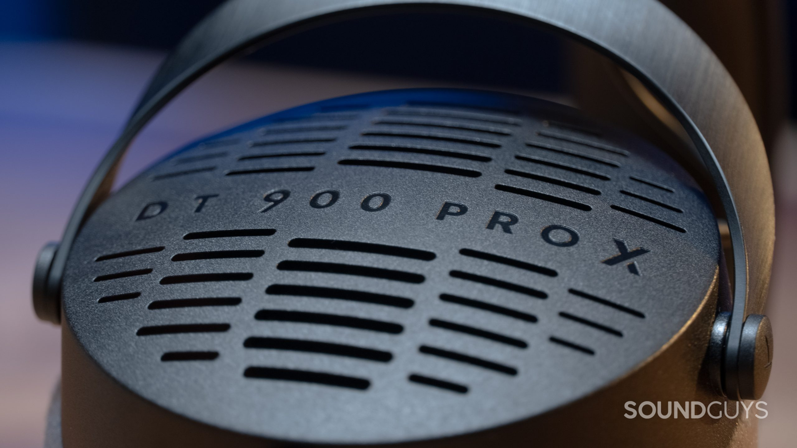 Beyerdynamic-DT-900-Pro-X-label Beyerdynamic DT 900 Pro X grills