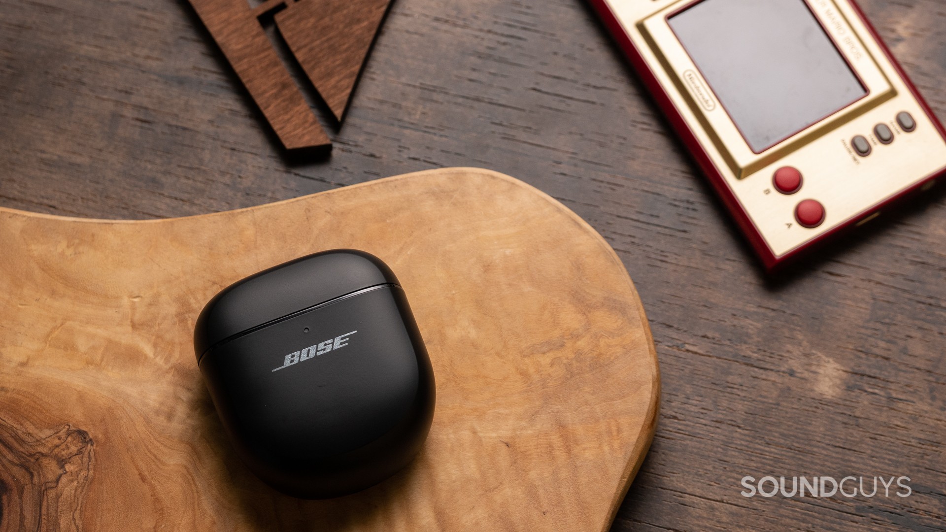 bose-quietcomfort-ultra-earphones-hero