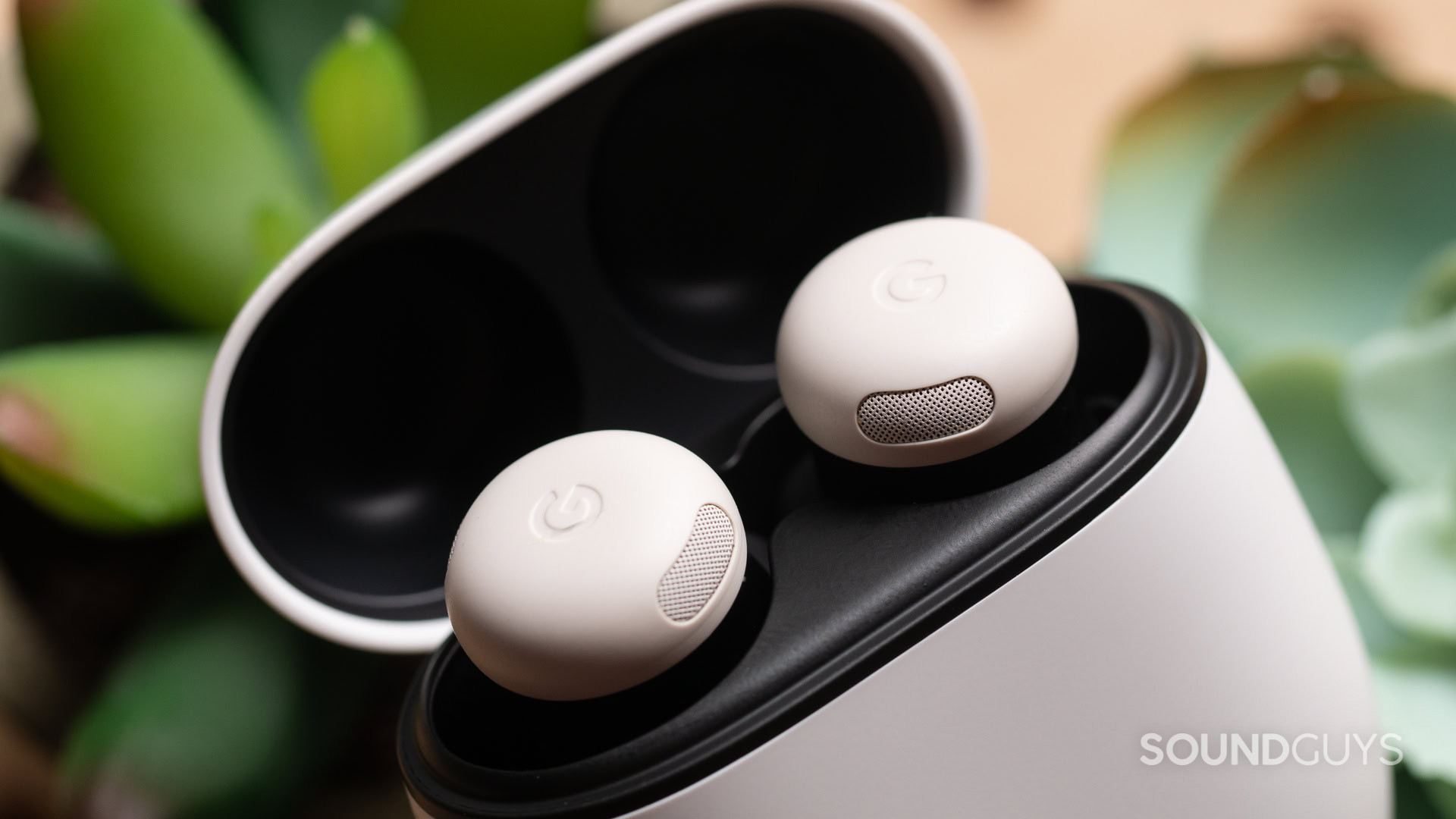 google-pixel-buds-pro-2-case-open A close-up shot of the Google Pixel Buds Pro.
